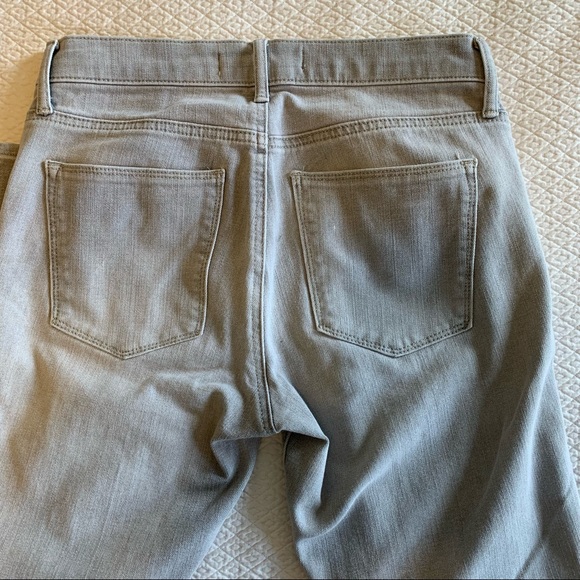 Gap Skinny Jeans - Sz 27 Soft Grey Color - Picture 4 of 6